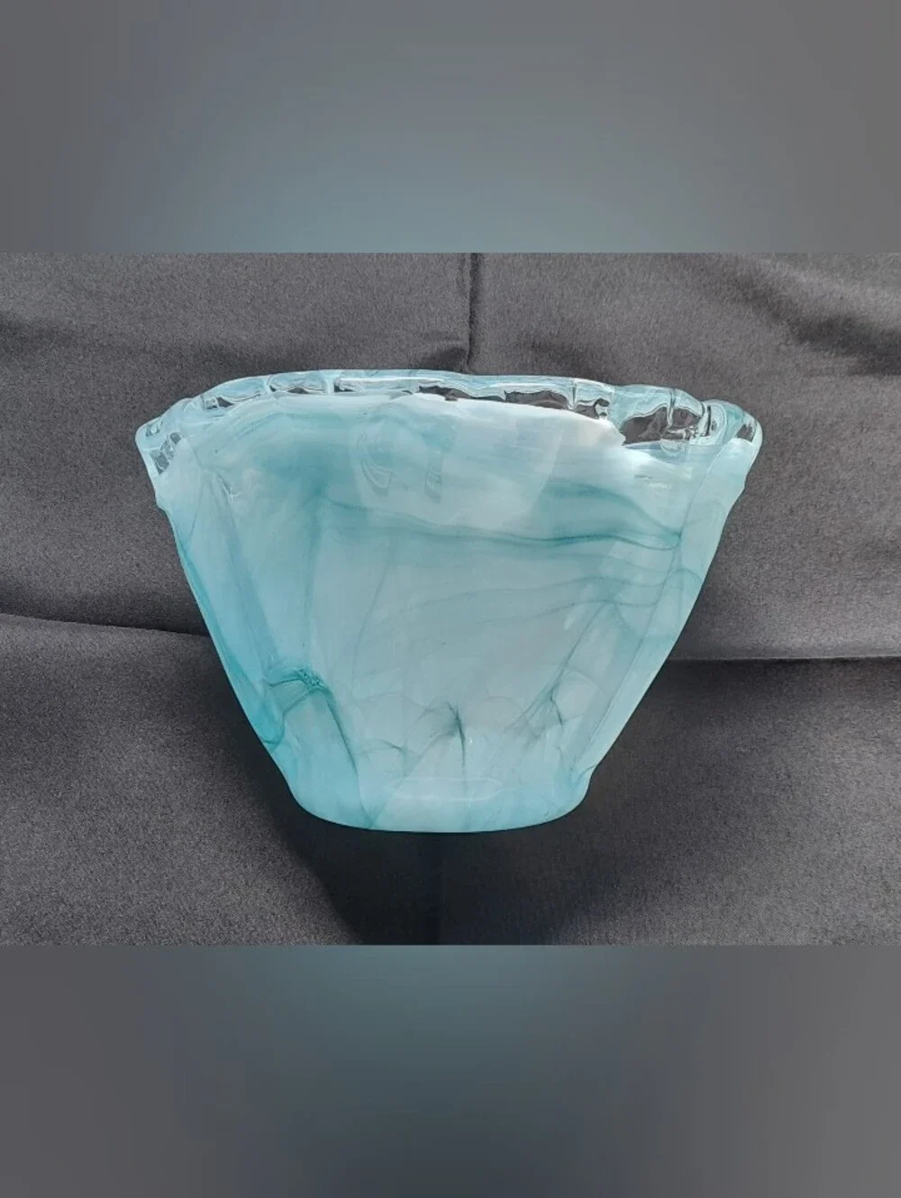 🩵 Blue & White Art Glass Vase / Decorative Bowl, Wavy Rim, Swirl Design ✨